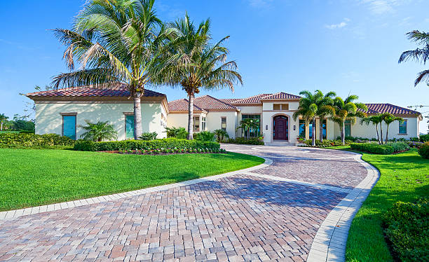 Best Local Driveway Pavers  in Lake Jackson, TX